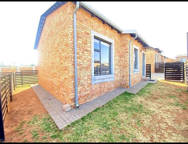 2 BEDROOM PROPERTY TO RENT IN GROBLERPARK